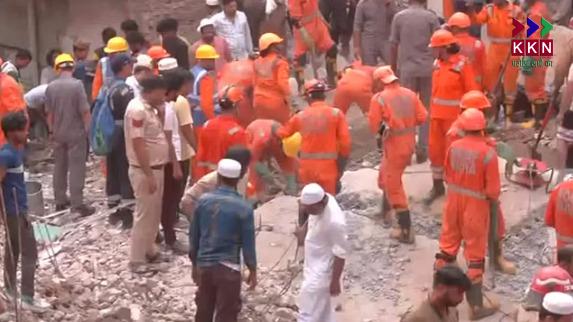 Mustafabad Building Collapse: Four Dead, Many Trapped Under Rubble in Delhi's Shakti Vihar
