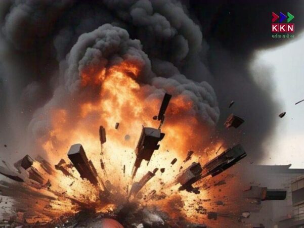 Suicide Vehicle Bombing in Pakistan Kills 16 Soldiers, Injures Dozens