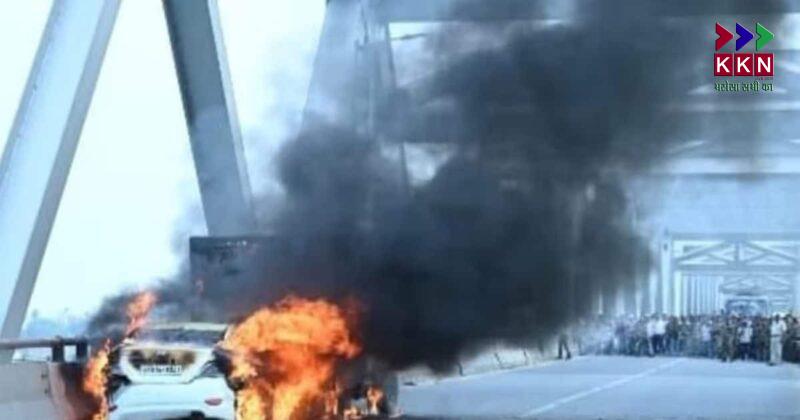 Massive Fire on JP Setu in Patna After Car and Pickup Truck Collision