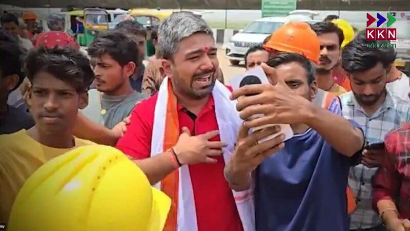 Manish Kashyap Breaks Down Outside PMCH